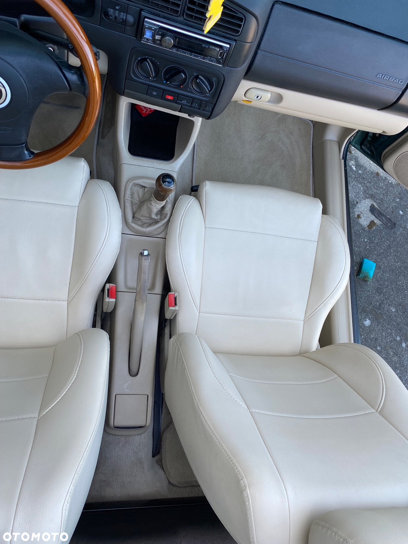 Volkswagen Golf IV 1.6 Comfortline - 26