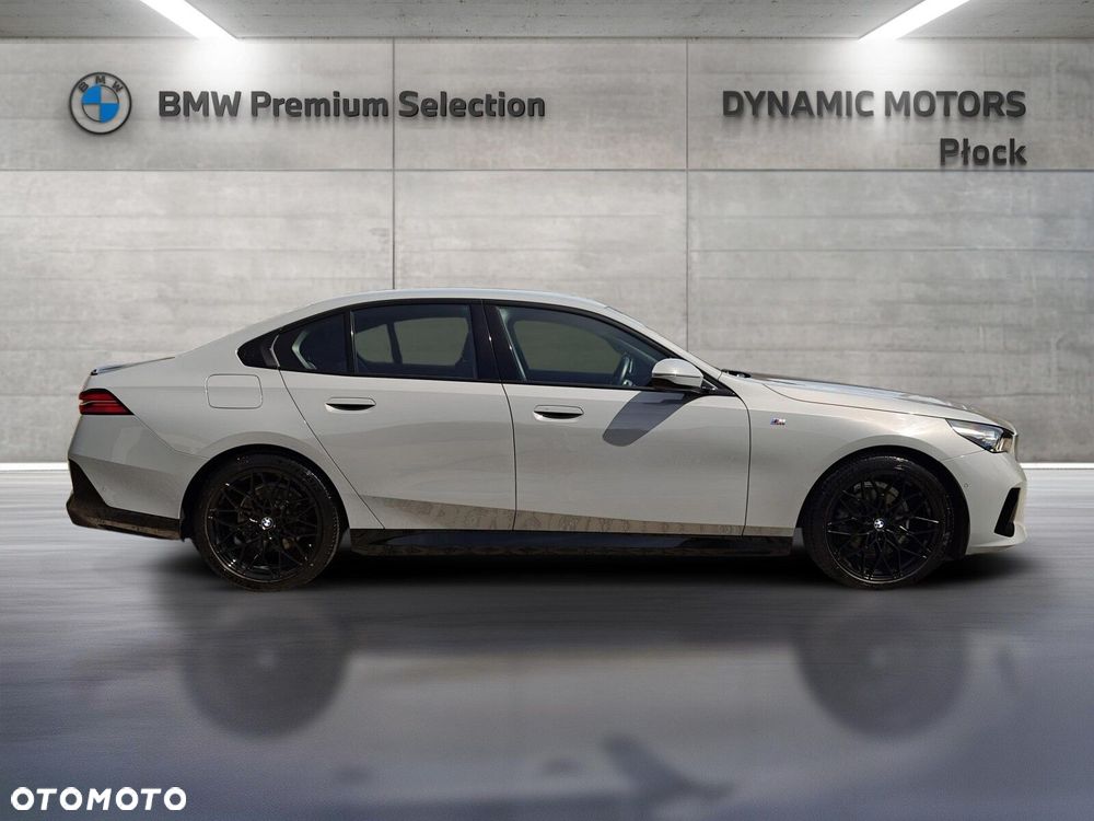 BMW Seria 5 520d xDrive mHEV M Sport - 7