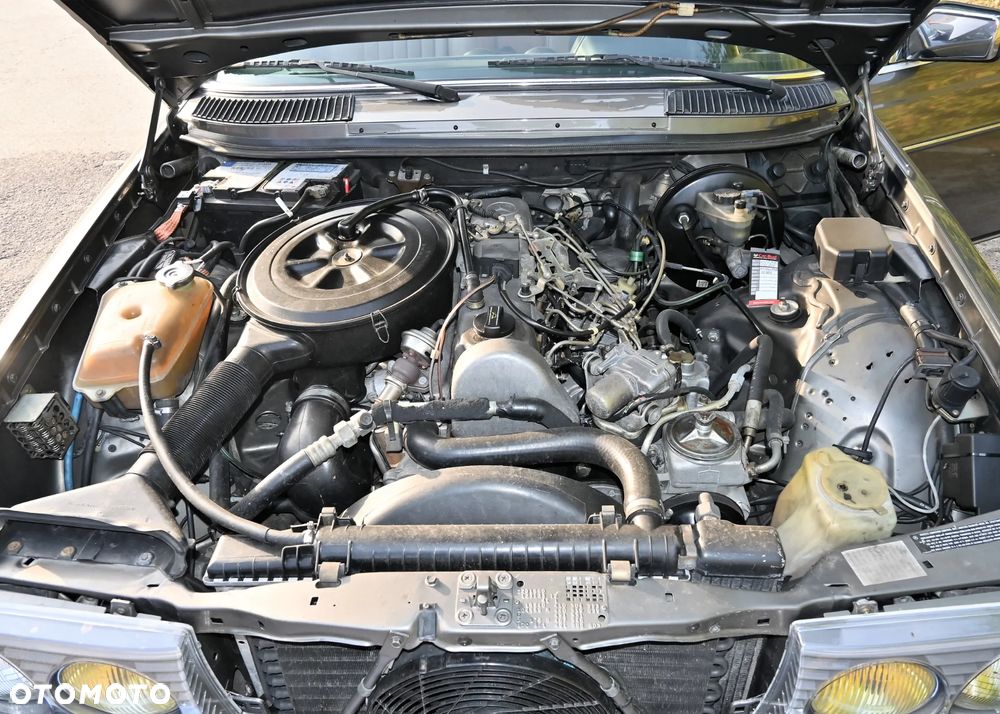 Mercedes-Benz W123 - 14