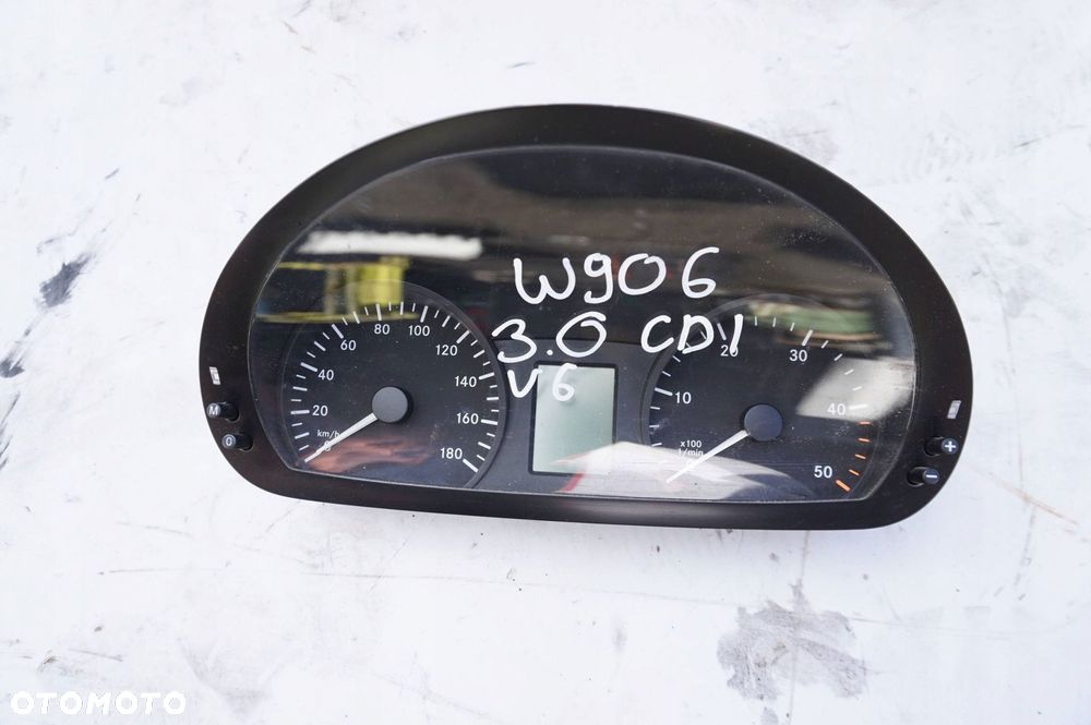 LICZNIK A9064466621 MERCEDES SPRINTER W906 3.0 CDI 318 - 1