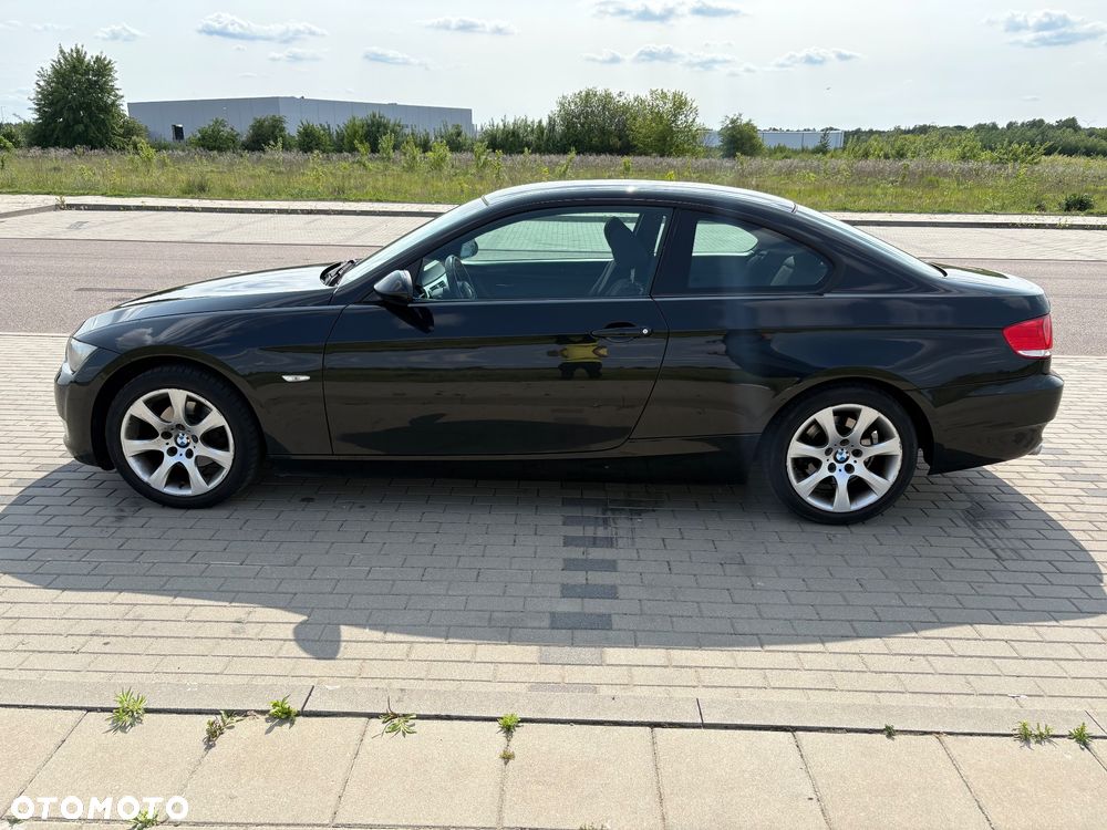 BMW Seria 3 320i - 7
