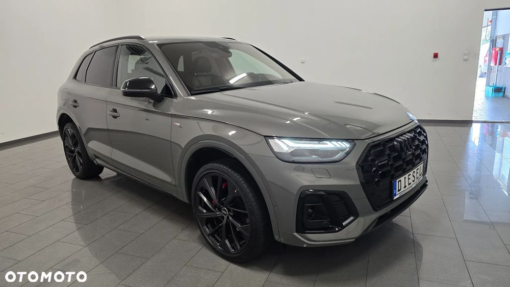 Audi Q5 TDI quattro 150 kW S tronic edition one magnesiumgrau - 2
