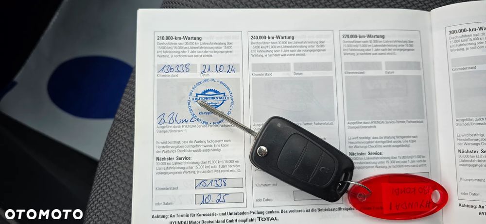 Hyundai i30 blue Kombi 1.4 YES Gold - 37