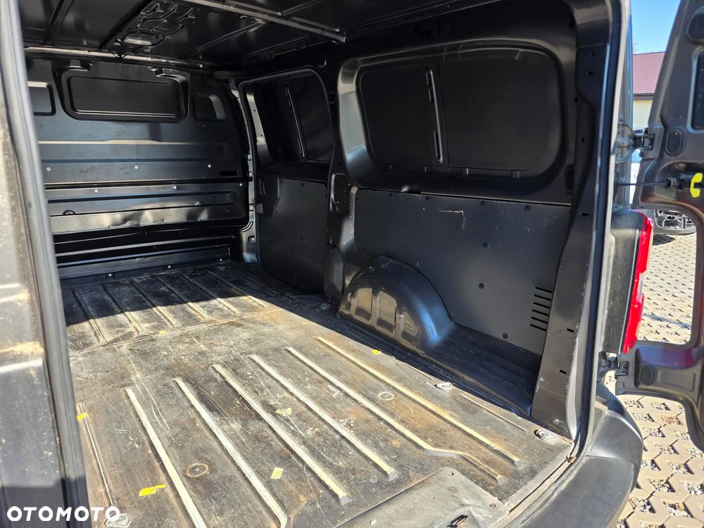 Opel VIVARO - 15