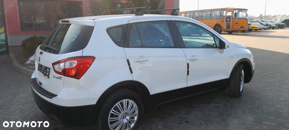 Suzuki SX4 S-Cross 1.6 Comfort - 9
