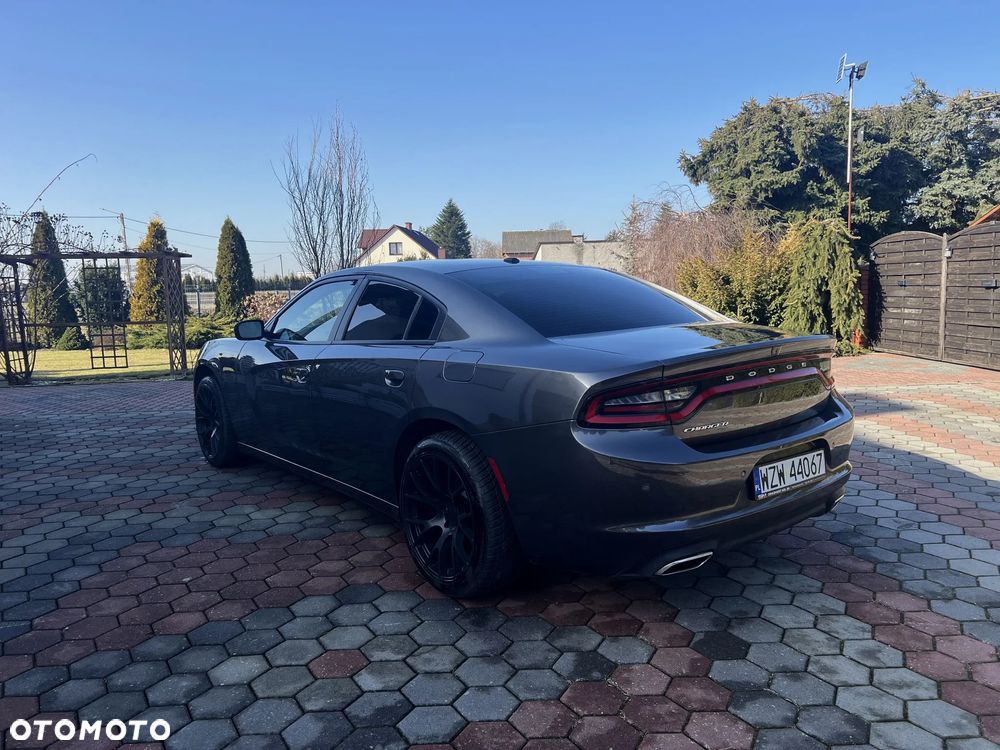 Dodge Charger - 5