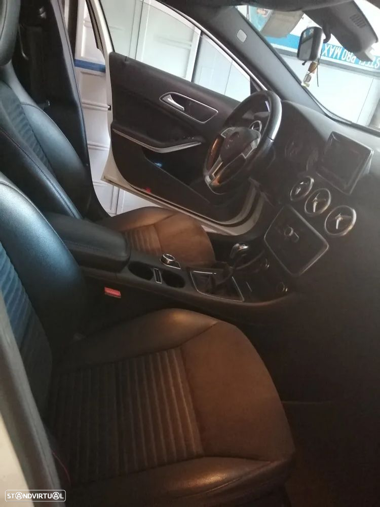 Mercedes-Benz A 180 CDi BE AMG Line - 7