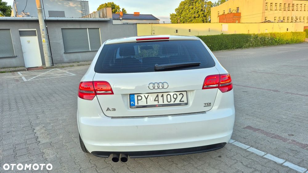 Audi A3 Sportback 2.0 TDI DPF Quattro Attraction - 8