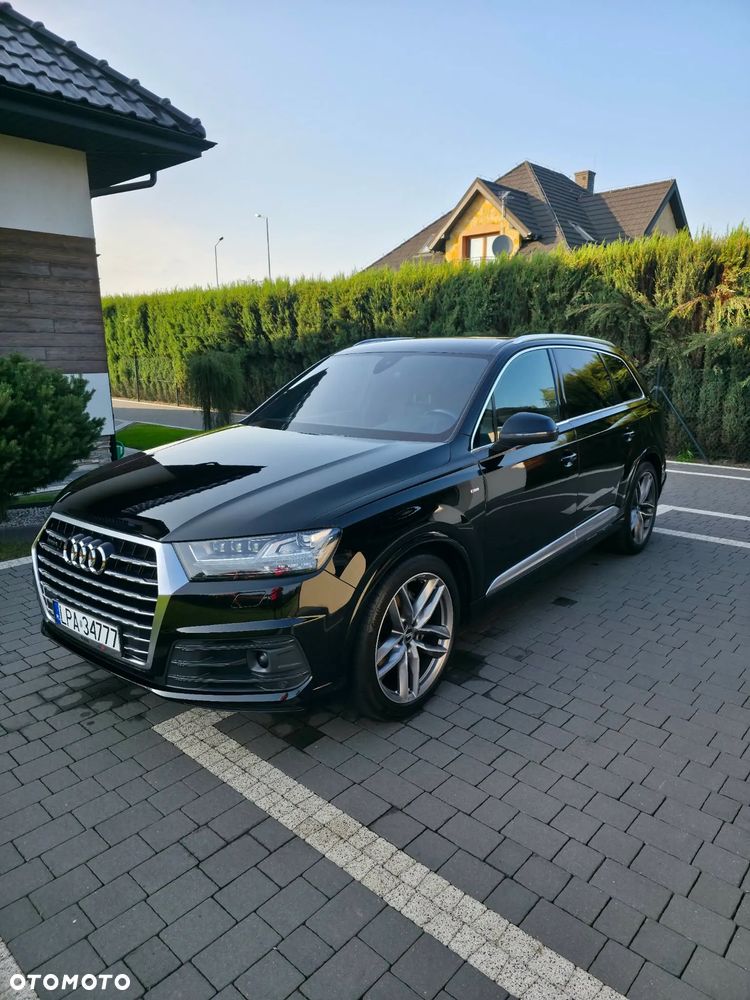 Audi Q7 - 1