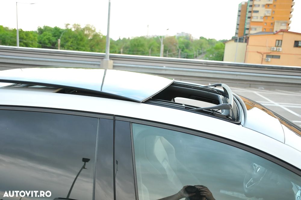 Volkswagen Golf 2.0 TDI DSG GTD - 39