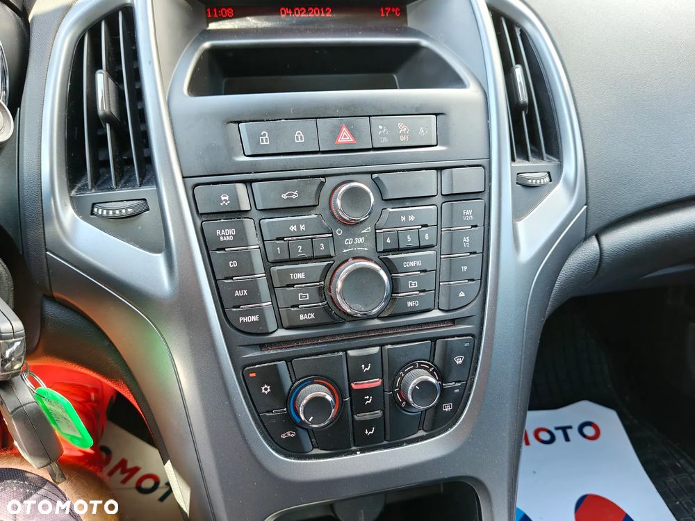 Opel Astra 1.6 Cosmo - 22