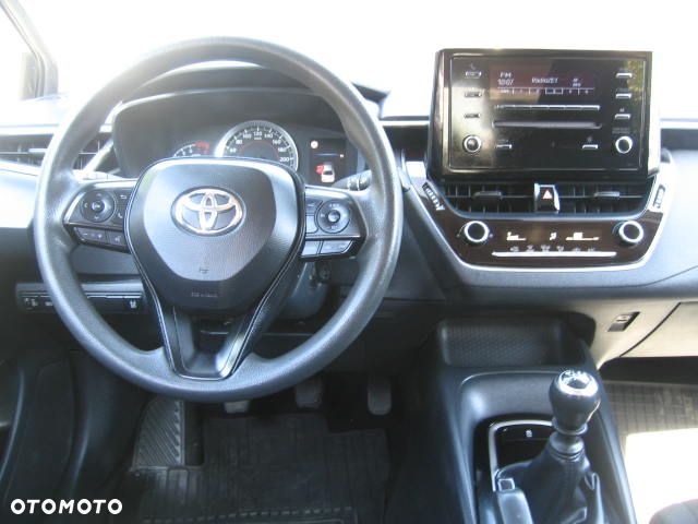 Toyota Corolla 1.6 Active - 11