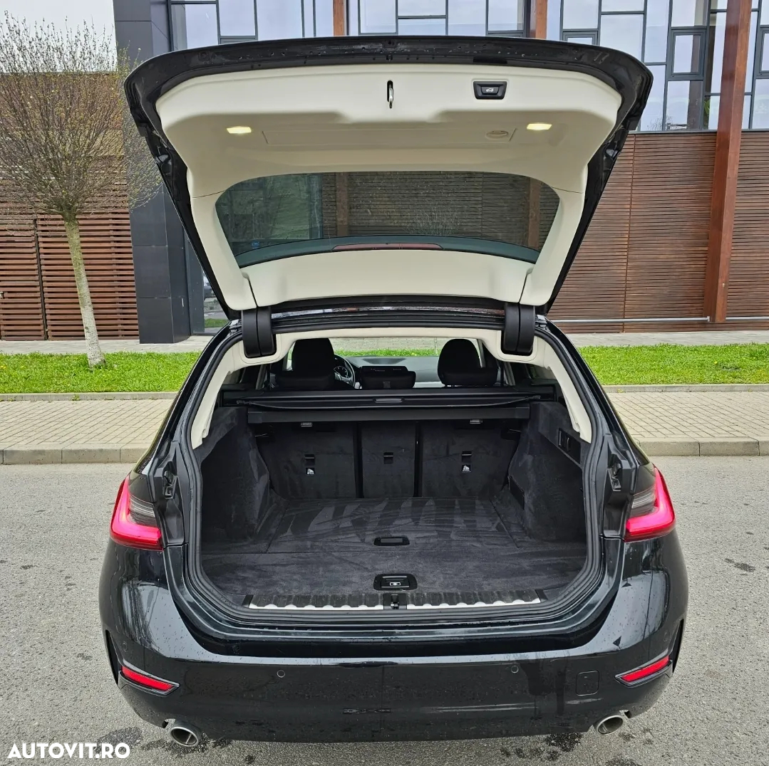 BMW Seria 3 318d Touring Aut. Sport Line - 14