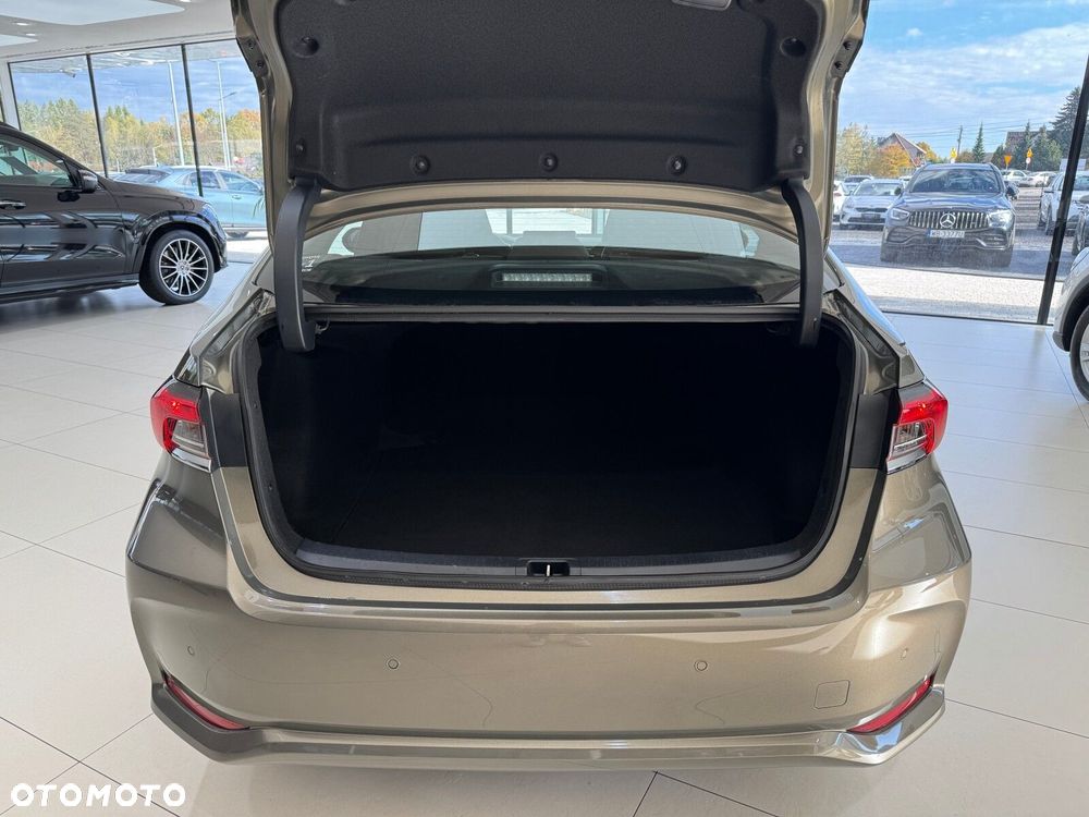 Toyota Corolla 1.8 Hybrid Comfort - 17