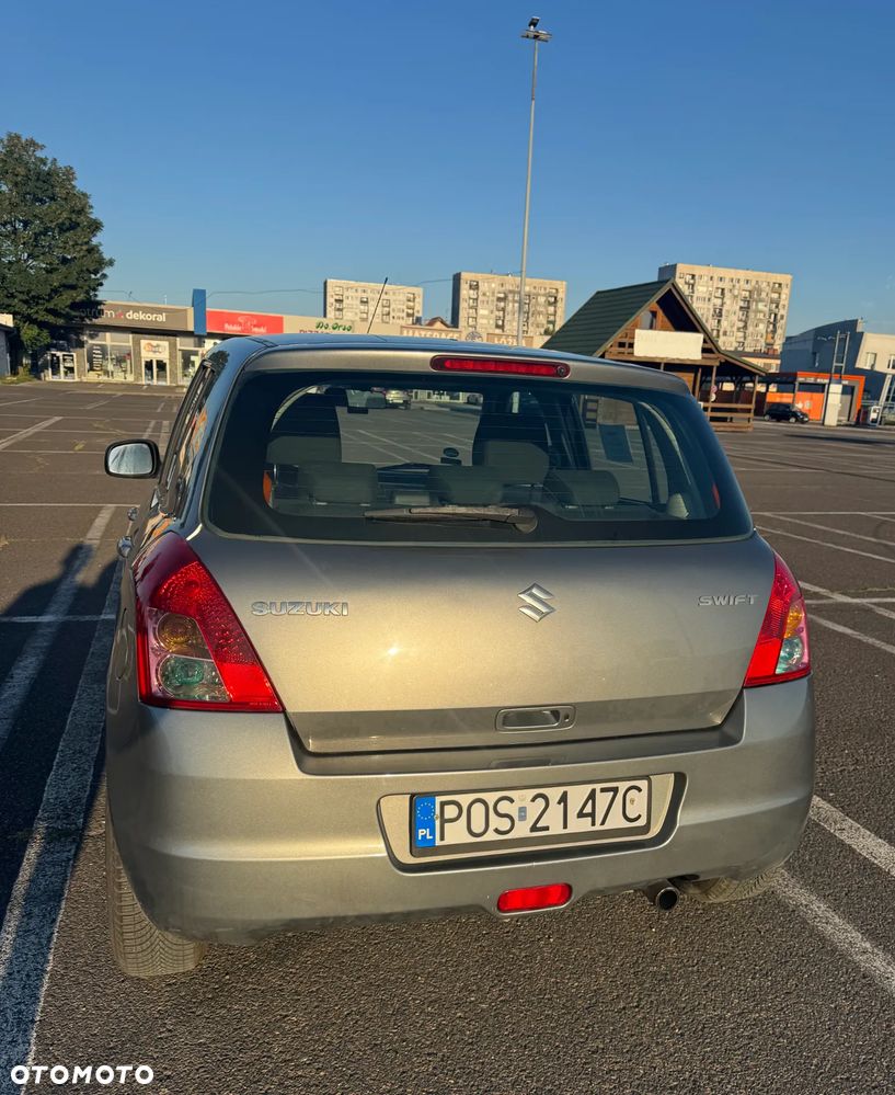 Suzuki Swift 1.3 DDiS Comfort - 6