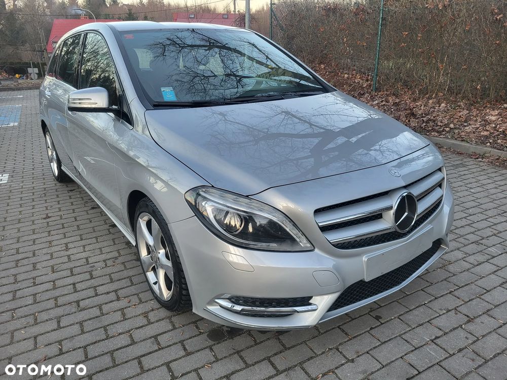 Mercedes-Benz Klasa B 180 CDI (BlueEFFICIENCY) - 9