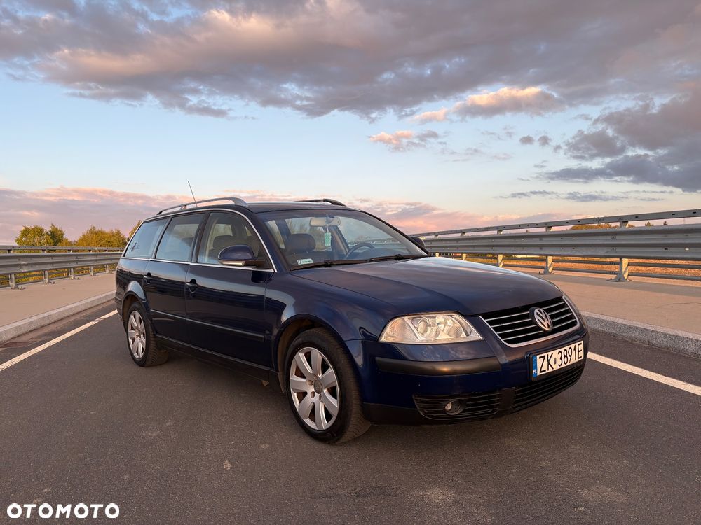 Volkswagen Passat 1.9 TDI Comfortline Family - 1