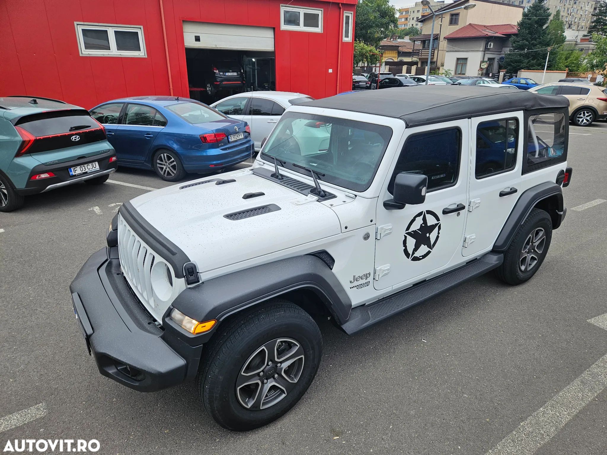 Jeep Wrangler - 1