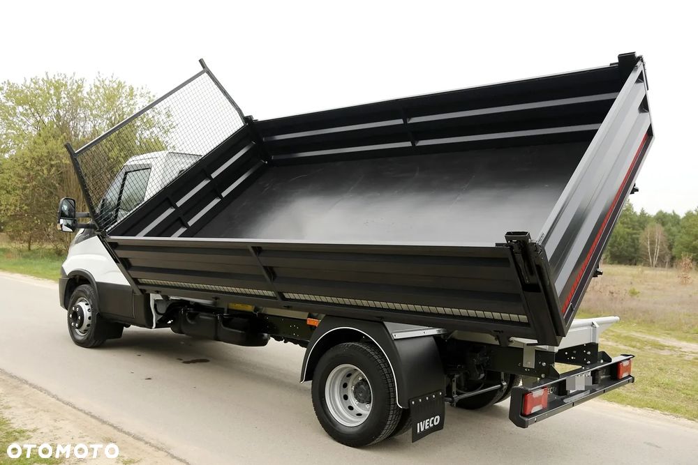 Iveco DAILY//70C17// 3.0 170 KM- podwójne tylne koła// WYWROTKA 3-stronna// Rozstaw osi 410 cm// SALON POLSKA//BEZWYPADKOWY// I WŁAŚCICIEL - 3