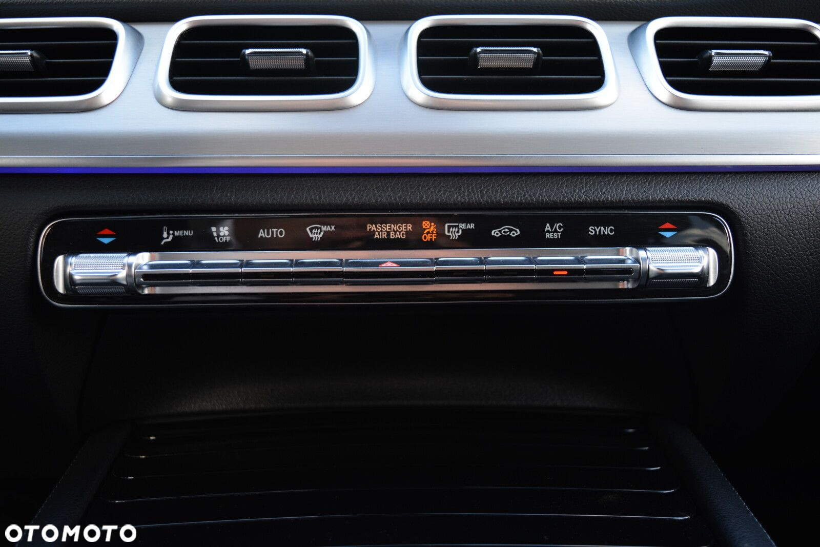 Mercedes-Benz GLE 300 d 4-Matic - 22