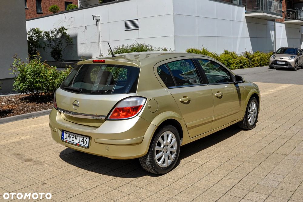 Opel Astra - 4