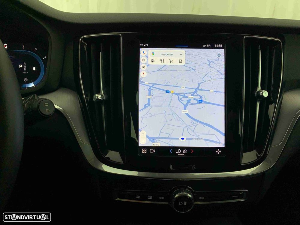 Volvo V60 2.0 B4 Essential Auto - 9