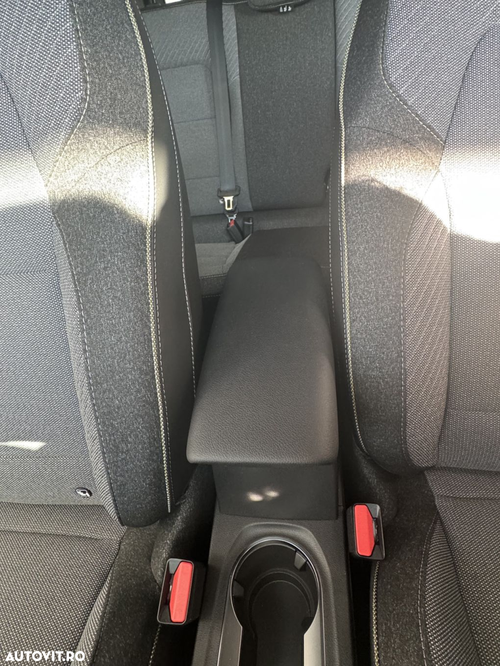 Mitsubishi ASX - 16
