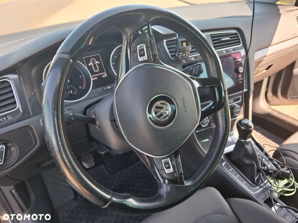Volkswagen Golf 2.0 TDI (BlueMotion Technology) Comfortline - 9