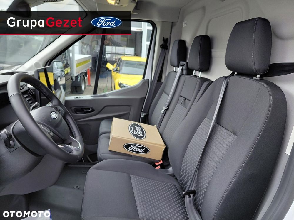 Ford Transit - 16