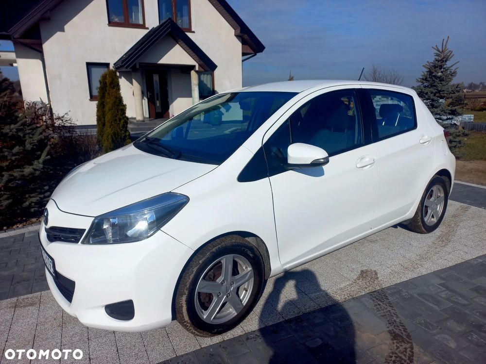 Toyota Yaris 1.33 VVT-i Club - 15