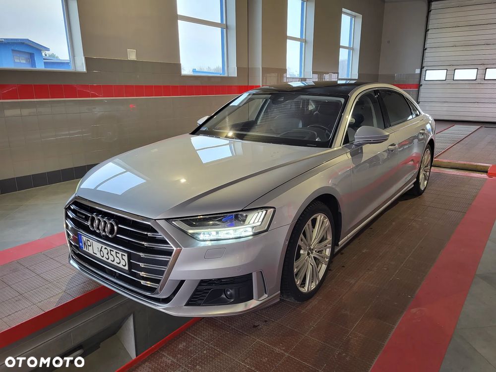 Audi A8 - 5
