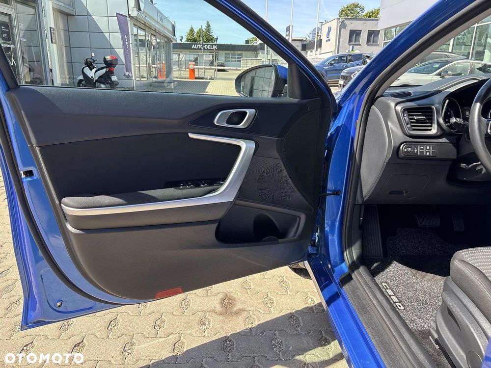 Kia Ceed 1.5 T-GDI M DCT - 10