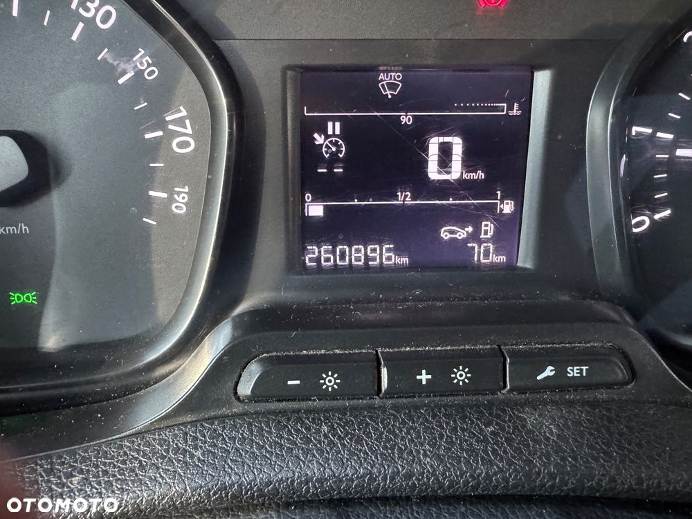 Toyota ProAce D-4D Long 3,0t Active (bryg.) - 1