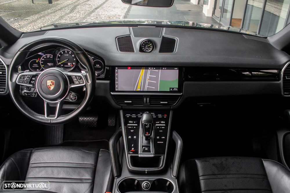 Porsche Cayenne Coupé E-Hybrid Tiptronic S - 35