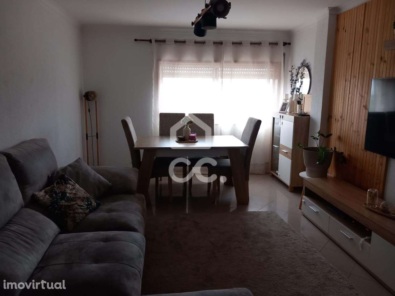 Apartamento T2 Localizado na Rua D. Marcos da Cruz, Leça da Palmeira. - Grande imagem: 3/24