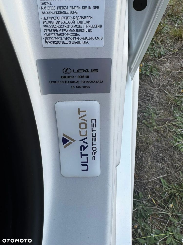 Lexus IS 200t Elite - 8