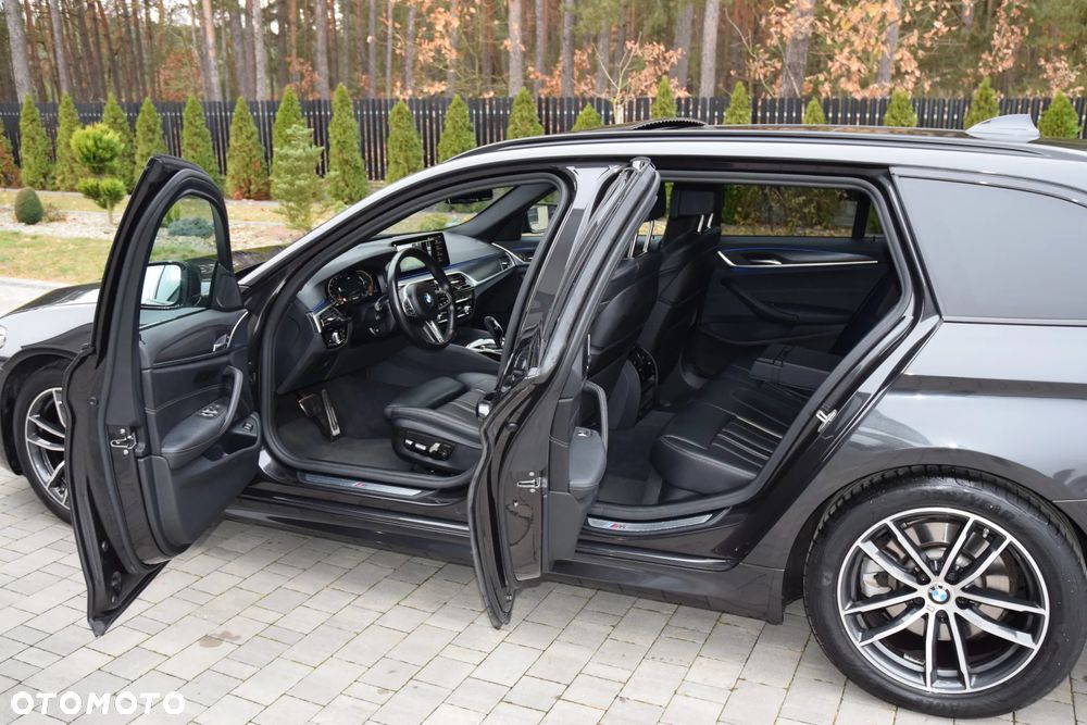 BMW Seria 5 518d mHEV M Sport sport - 25