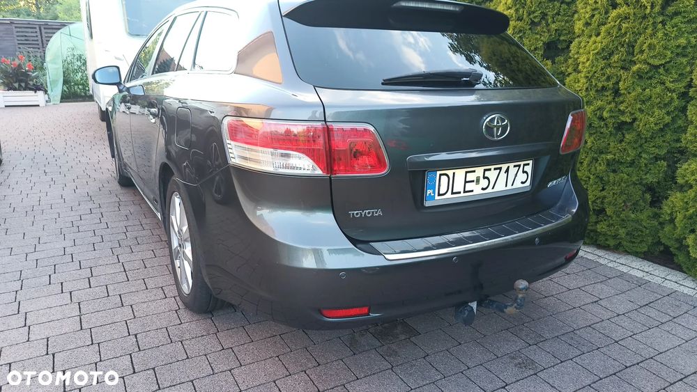 Toyota Avensis 2.0 D-4D Active - 7