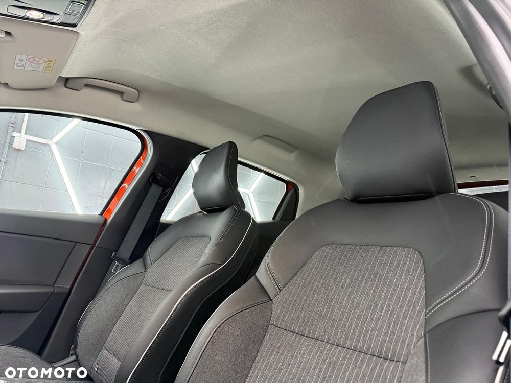 Renault Clio 1.0 TCe Intens Xtronic - 21