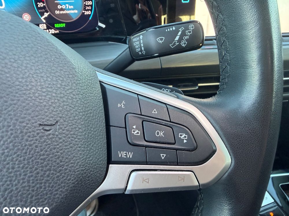 Volkswagen Golf - 36