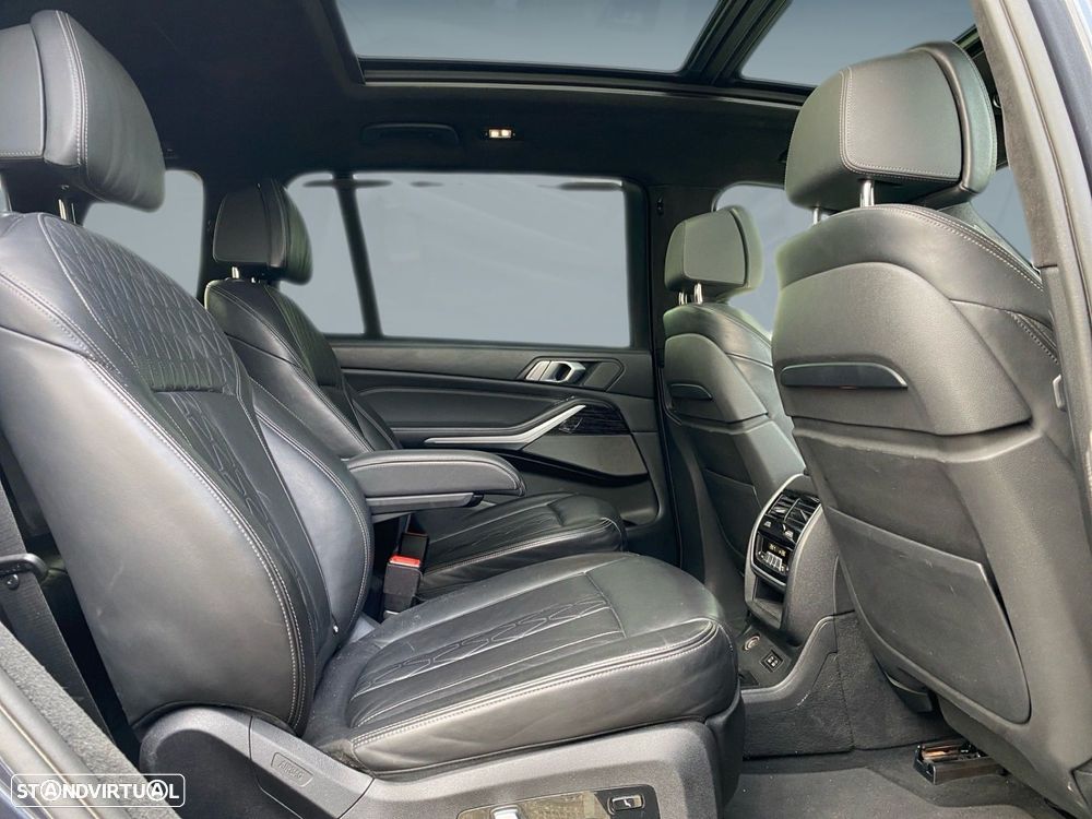BMW X7 M50d - 21