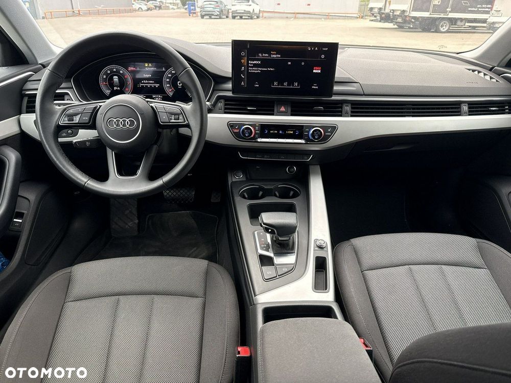 Audi A4 Avant - 22