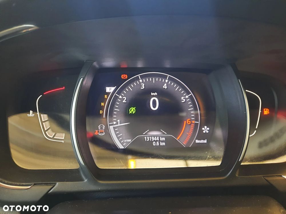 Renault Grand Scenic - 20