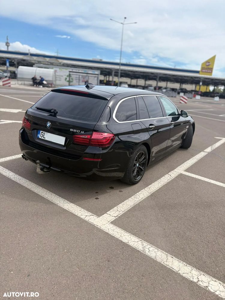 BMW Seria 5 520d xDrive - 2