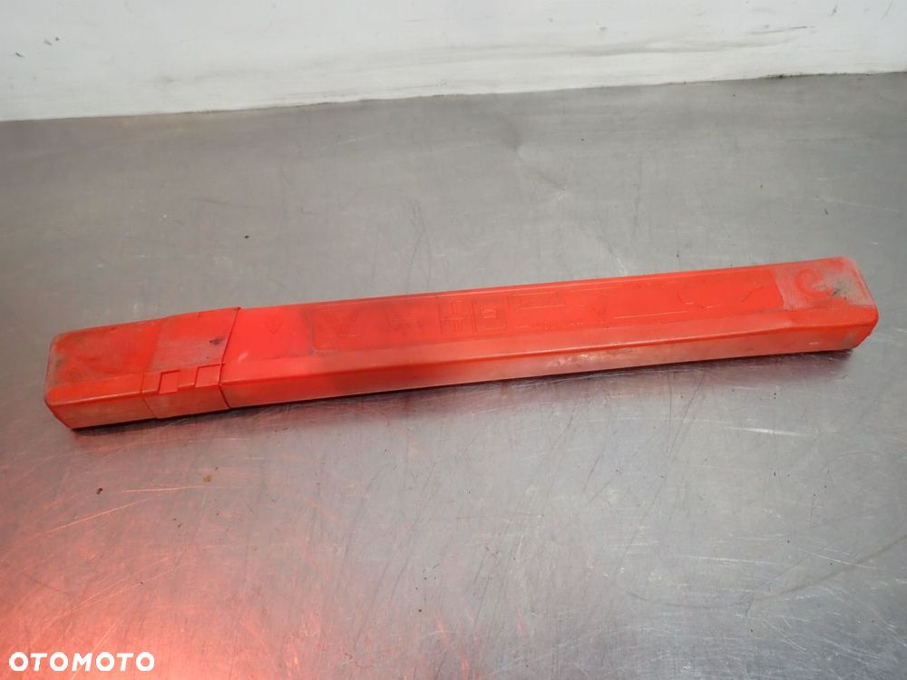 TRÓJKĄT OSTRZEGAWCZY NISSAN JUKE I - 3