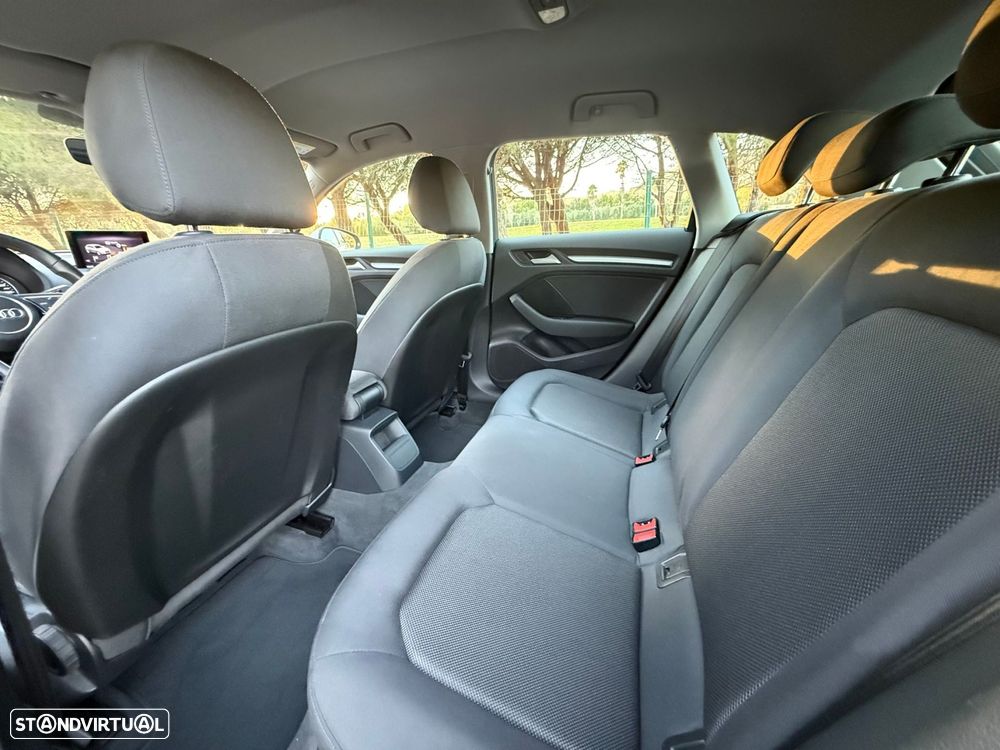 Audi A3 Sportback 30 TDI - 29