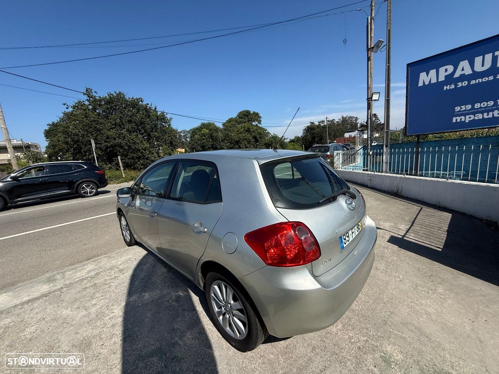 Toyota Auris - 5