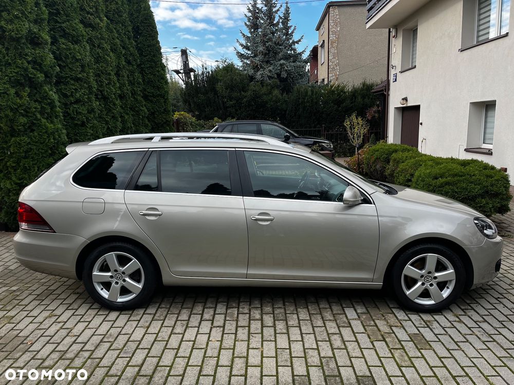 Volkswagen Golf - 4