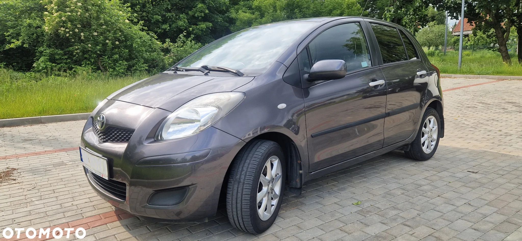 Toyota Yaris - 1
