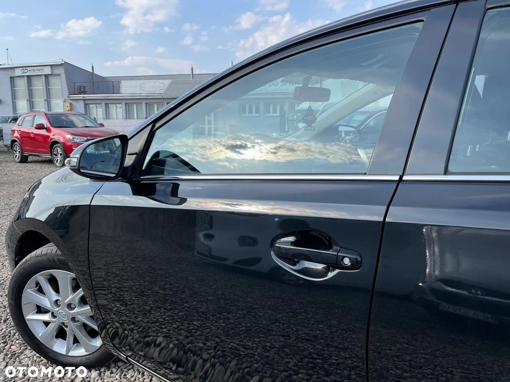 Toyota Auris - 14